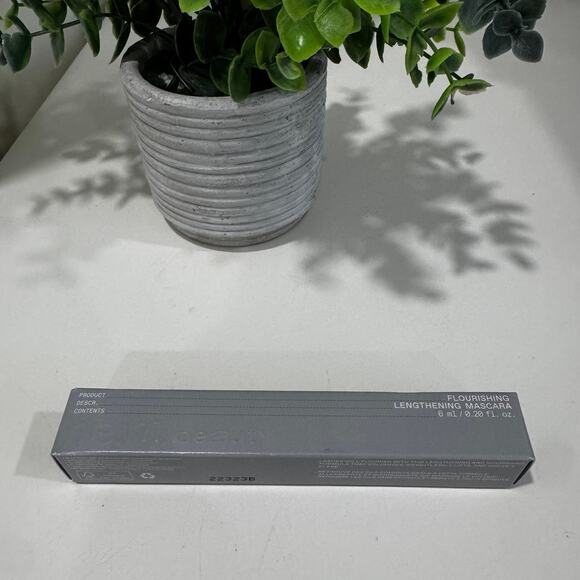 R.e.m beauty Flourishing Lengthening Mascara - Picture 6 of 7